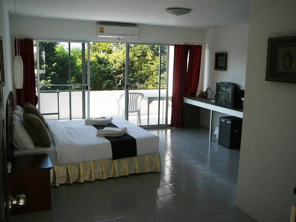 Karon Cliff Contemporary Boutique Bungalows Hotel ภายนอก รูปภาพ