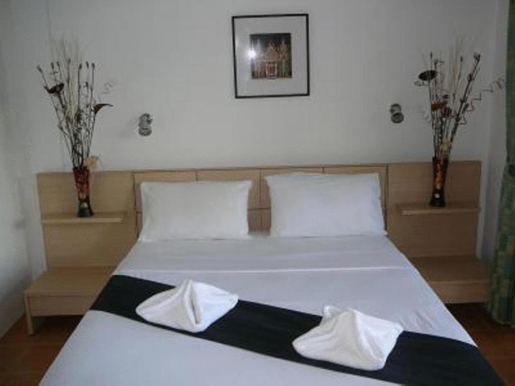 Karon Cliff Contemporary Boutique Bungalows Hotel ห้อง รูปภาพ